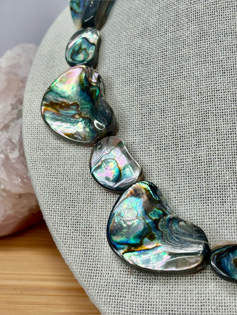 Abalone Shell Reversible Statement Necklace Iridescent Green Blue - Picture 5 of 9